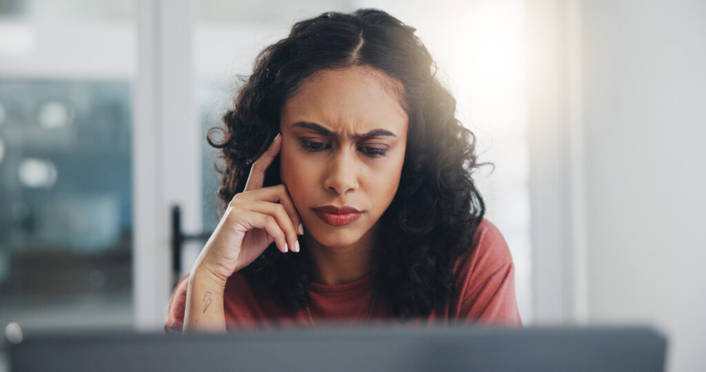 Autônomo informal precisa se regularizar? Entenda os riscos da informalidade, os benefícios do CNPJ e como se formalizar.